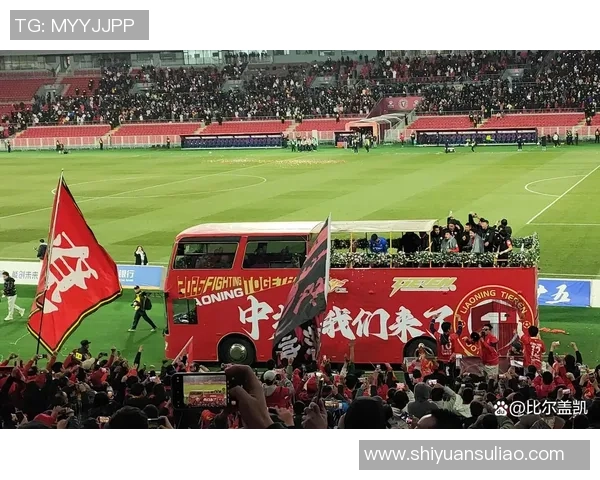 云南玉昆官方：热烈祝贺辽宁铁人冲超成功，等待中超赛场会面